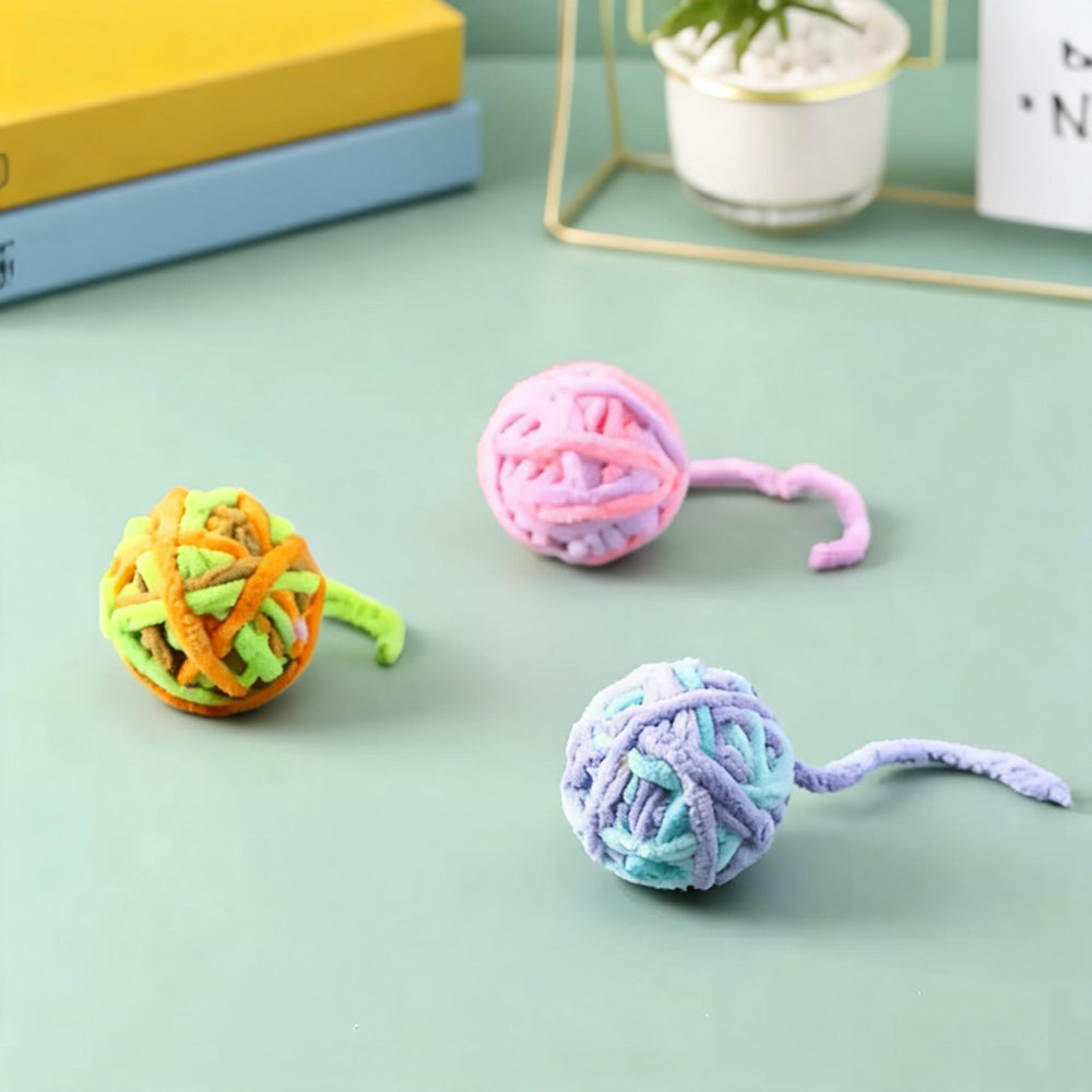 Cat Toy – main product photo on white background