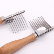 Dog Grooming Brush – product detail photo 3 of 4